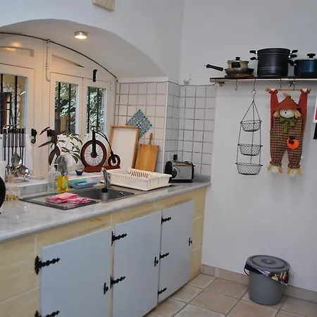 Dar Ghax-xemx * Victoria