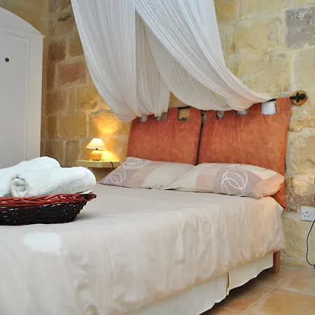 Dar Ghax-xemx * Victoria